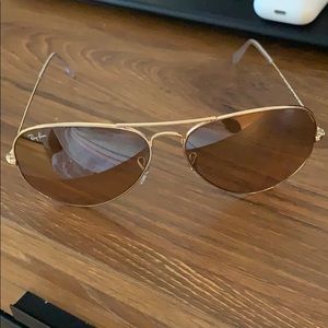 Ray Ban Large Aviator Sunglasses